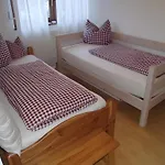 Schwarzwalduhren Nescht Triberg Apartamento *